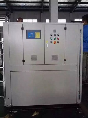 冷热一体恒温机